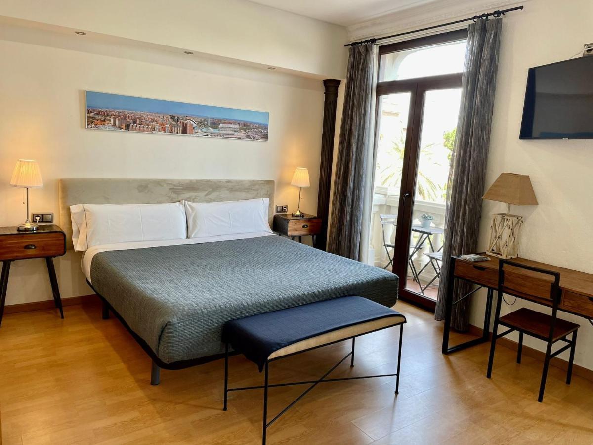 Hotel Balcon Al Mar à Valence Extérieur photo